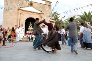 Danzas y grupos folclóricos